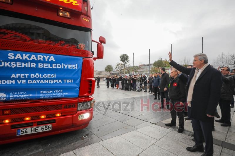 Büyükşehirin yardım tırları Diyarbakır'a gitmek üzere yola çıktı