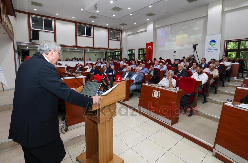 Yüce’den mecliste tek nefeste 4 buçuk yılın özeti