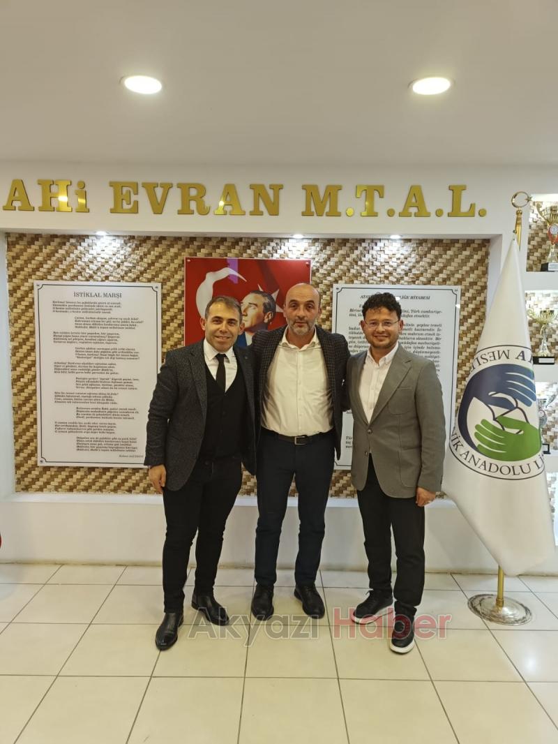 Murat Tepeçınar öğretmenleri unutmadı