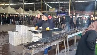 1 ton hamsi kısa sürede tükendi
