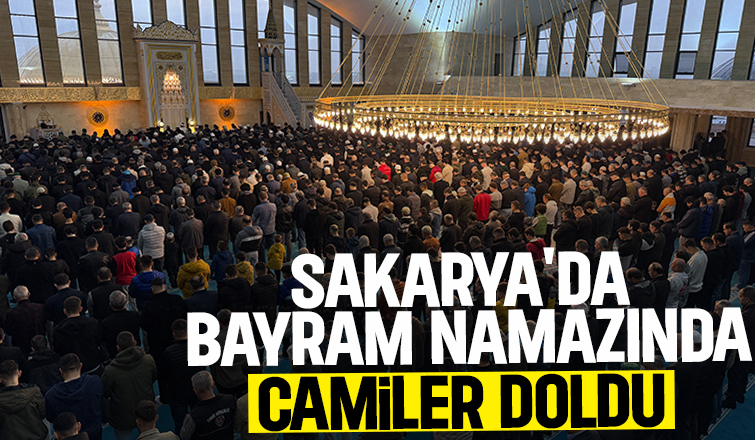 11 ayın sultanı, bayram namazıyla uğurlandı