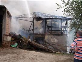 TAŞBURUN KÖYÜNDE YANGIN