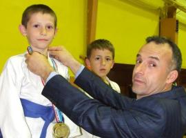 SEMİH ÖZTÜRK KARETEDE BİRİNCİ OLDU