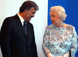 KRALİÇE ZİYARETİNDEKİ 3 ÖNEMLİ SIR