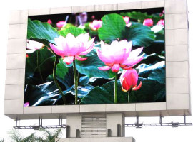 SONUNDA LED EKRANLAR AKYAZIYA GELİYOR