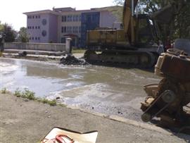 Kanalizasyon Çalışmaları Sürüyor