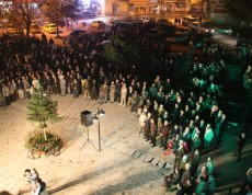 Gözyaşlarıyla Uğurlandılar