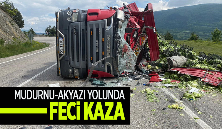 2 tır çarpıştı, biri devrildi: 1 yaralı