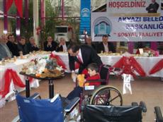 70 Engelliye Tekerlekli Sandalye