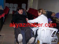 Akyazı Kızılaya Kan verdi