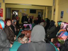 AKP Kadın Kolları İle Toplantı Yaptı