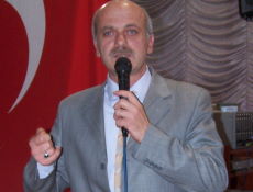 Durmuş Yeniden Başkan