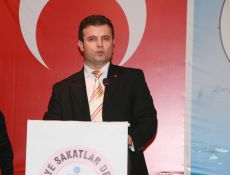 TSD Milli Şairimizi Andı