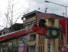 Çarşı Merkezindeki Saate Bakım