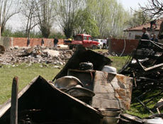 Uzunçınar'da Ev Yangını