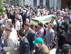 Milli Güreşçi Özdağ'ın Annesi Vefat Etti