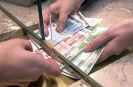 Annelere 400 Lira Hediye Yalanı