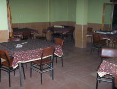 Kahvehaneler Boşaldı