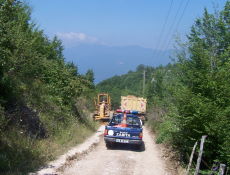 Köydes Yolları Bakıma Aldı
