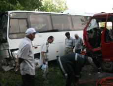 İki Kişi Hastaneye Kaldırıldı