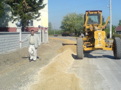 BAŞKAN ÇAKMAK ASFALTSIZ YOL KALMAYACAK