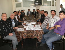 Kahveciler Sigara Yasağını Protesto Etti