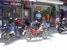 TESCİLSİZ MOTORSİKLETLER TOPLANIYOR