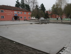 Kuzuluk'ta Okul Bahçeleri Bakıma Alındı