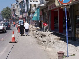 KALDIRIMLAR YAPILIYOR