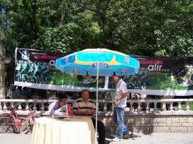 SAKARYASPOR AKYAZI'DA BİLET SATIYOR