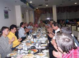 AK PARTİ İLÇE TEŞKİLATI İFTARDA BULUŞTU