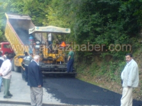 ALTINDERE'DE SOKAKLAR AFSALTLANIYOR