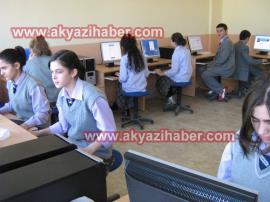 ANADOLU ÖĞRETMEN LİSESİNE 15 BİLGİSAYAR