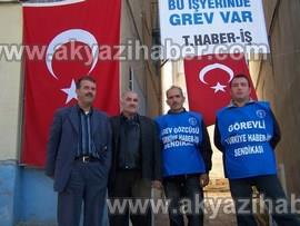 TÜRK TELEKOM ÇALIŞANLARI GREVDE