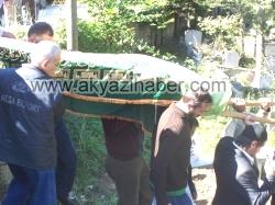 EMNİYET AMİRİNİN ANNESİ TOPRAĞA VERİLDİ