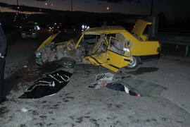 BABA OĞUL KAZADA HAYATINI KAYBETTİ