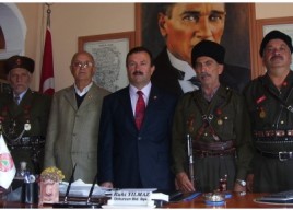 DOKURCUN'DA GAZİLERDEN TERÖRE LANET YÜRÜYÜŞÜ