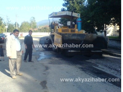 ALTINDERE'DE ASFALT ÇALIŞMALARI HIZLA SÜRÜYOR