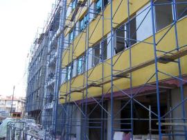 İNŞAATTAN DÜŞEREK HAYATINI KAYBETTİ