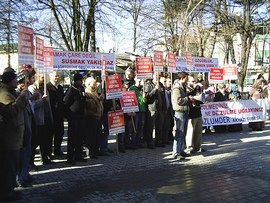 BAŞÖRTÜSÜNE ÖZGÜRLÜK PLATFORMU BASIN AÇIKLAMASI