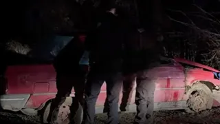 Ağaca çarpan otomobildeki genç hayatını kaybetti