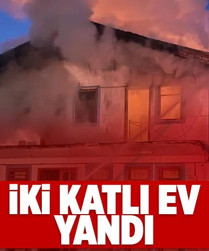 Ahşap ev yandı