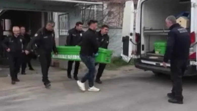 Aile faciası: İki kardeş babalarını baltayla öldürdü