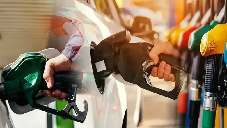 Akaryakıt fiyatları değişti; Beklenen indirim pompaya yansıdı