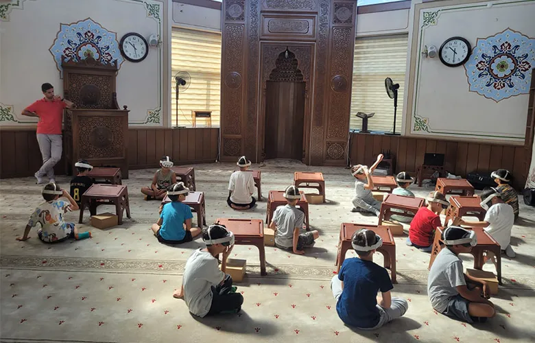 Akşemsettin Camii’nde Kur’an eğitimine sanal yolculuk