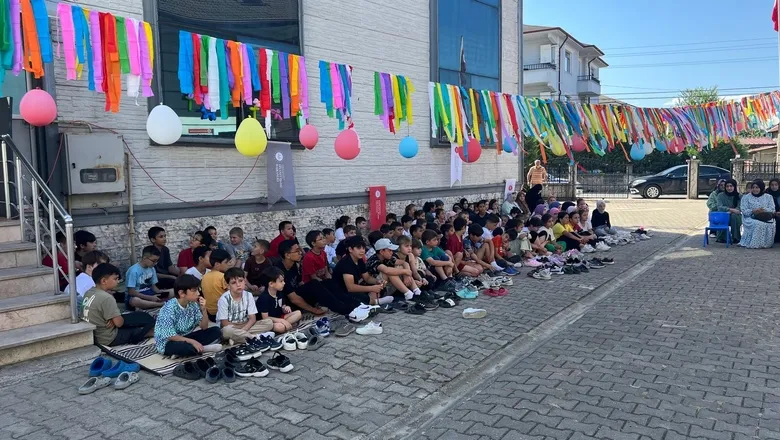 Akşemsettin Camii’nde Yaz Kursu Coşkusu