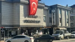 Akyazı Belediyesi'nden kiralık dükkanlar