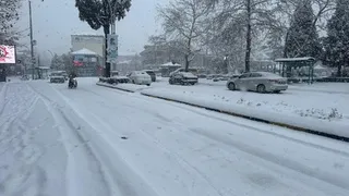 Akyazı'da 12 okul ve taşımalı eğitim için tatil kararı