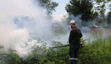 AKYAZI DA 3. ETAP KAPALI KANAL İLAÇLAMA ÇALIŞMASI BAŞLADI