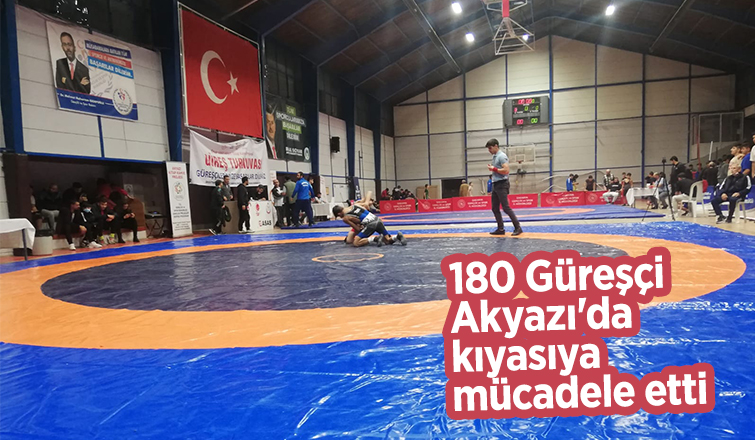 Akyazı'da düzenlenen güreş turnuvası sona erdi.